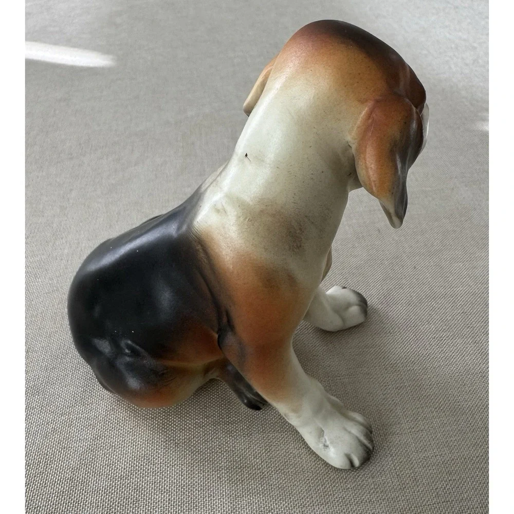 Vintage Mid Century Ceramic Beagle Puppy Figurine‎ Hand Painted Dog Decor